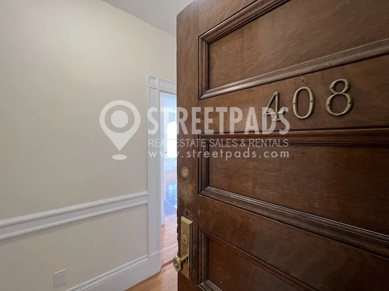 2 Ware St, Mid-Cambridge