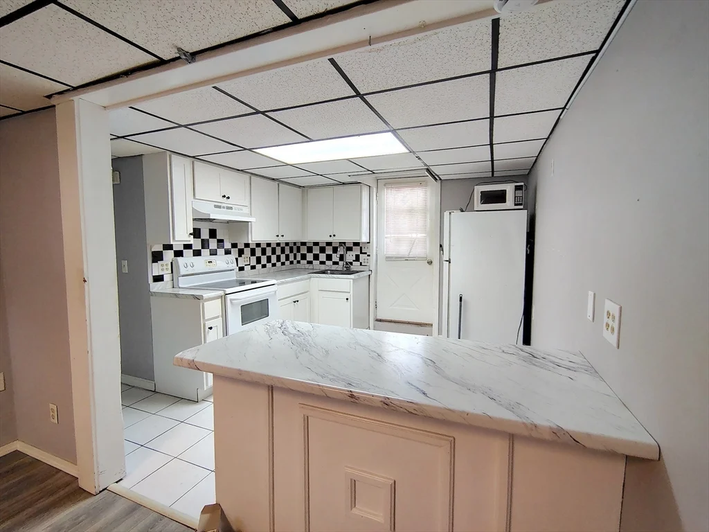 74 Thurlow Ave, Revere