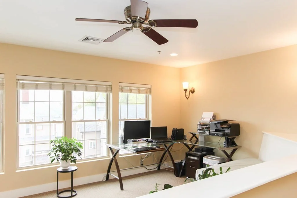 114 Merrian Ave, Leominster
