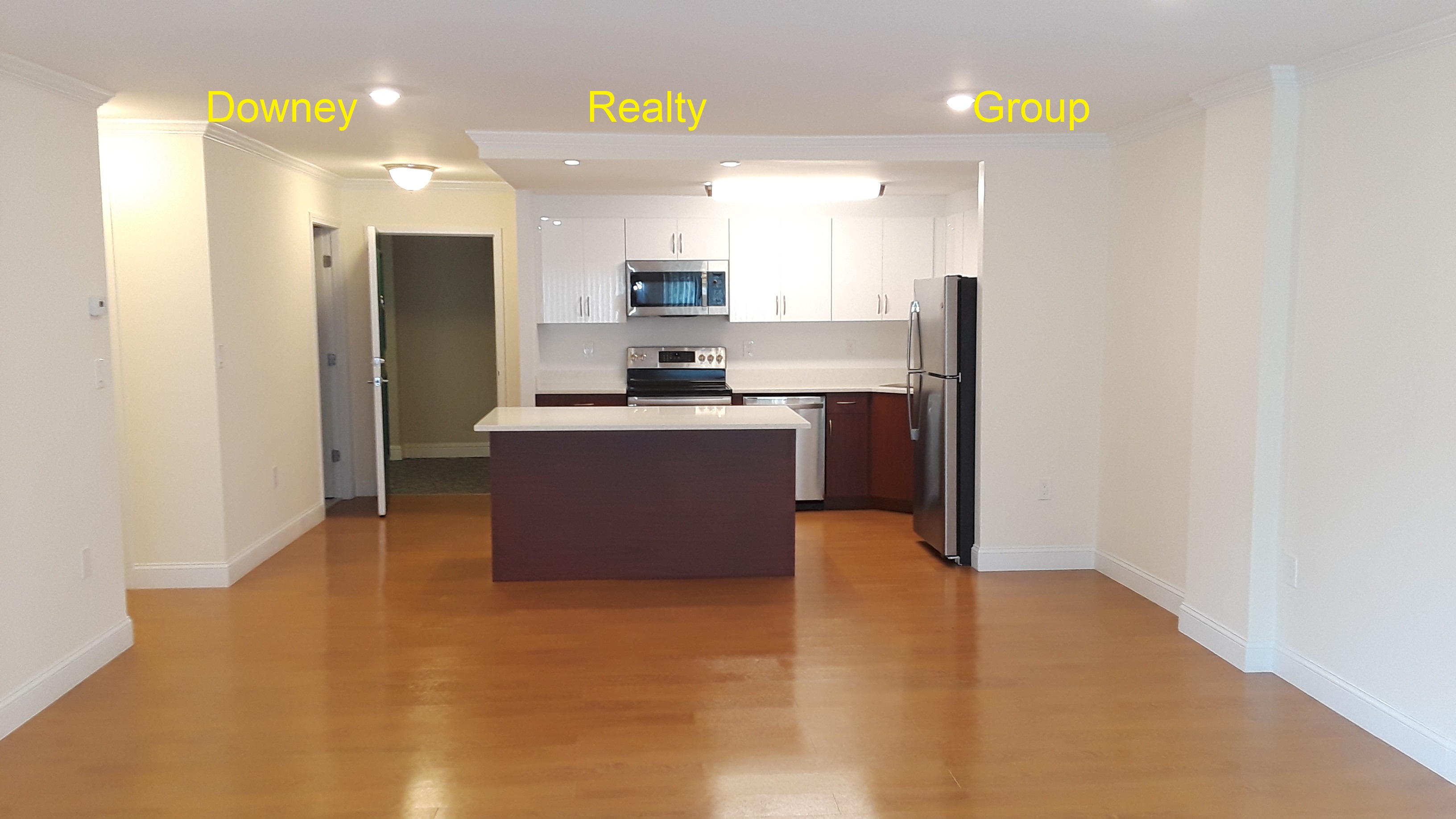 14 Temple St, Framingham