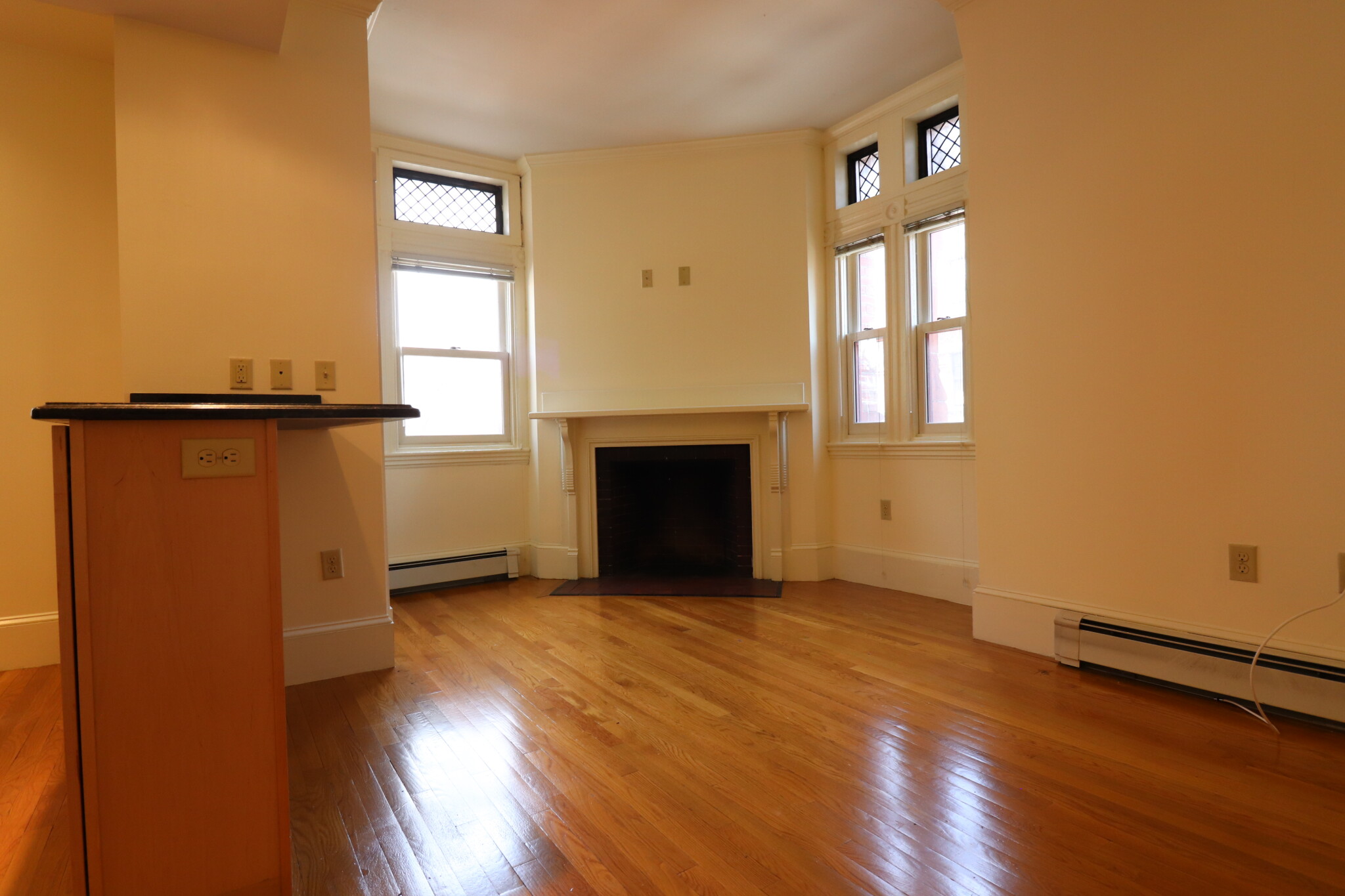 195 Commonwealth Ave, Back Bay