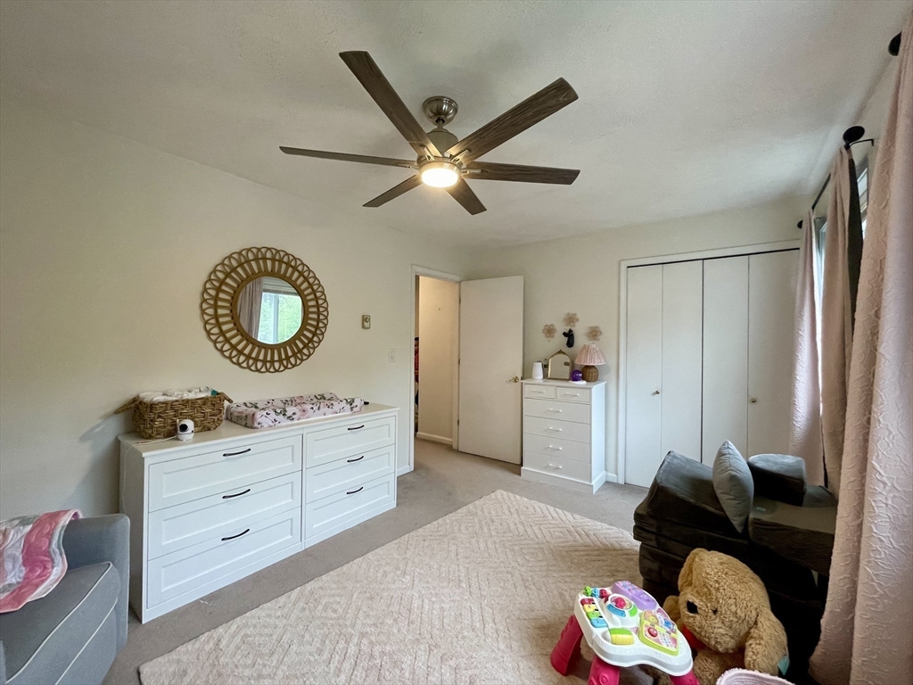 4 Erick Rd, Mansfield