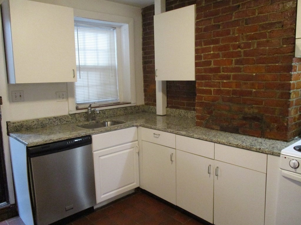 15 Appleton St, South End