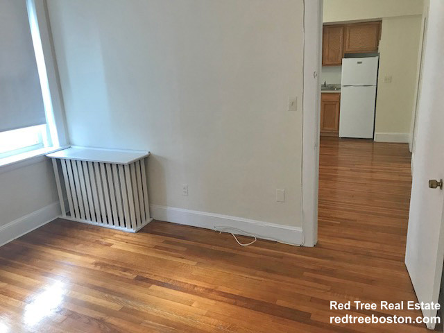 33 Lancaster Ter, Corey Hill