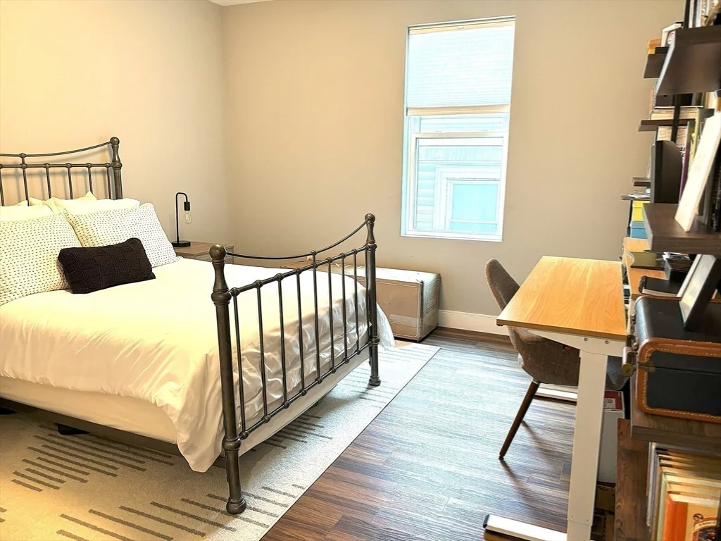 408 East 8th St, South Boston