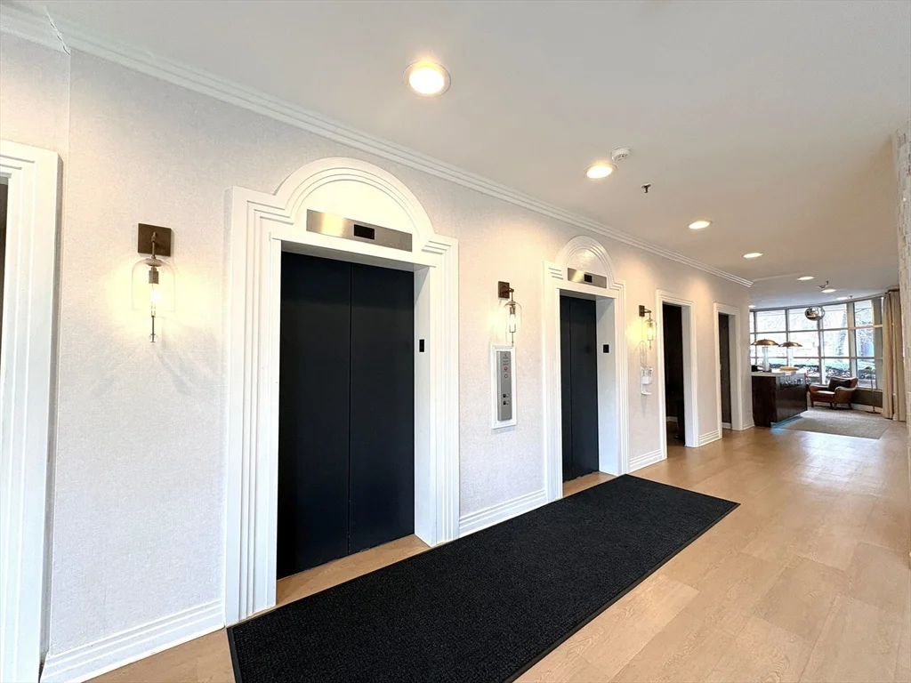 20 Webster St, Coolidge Corner