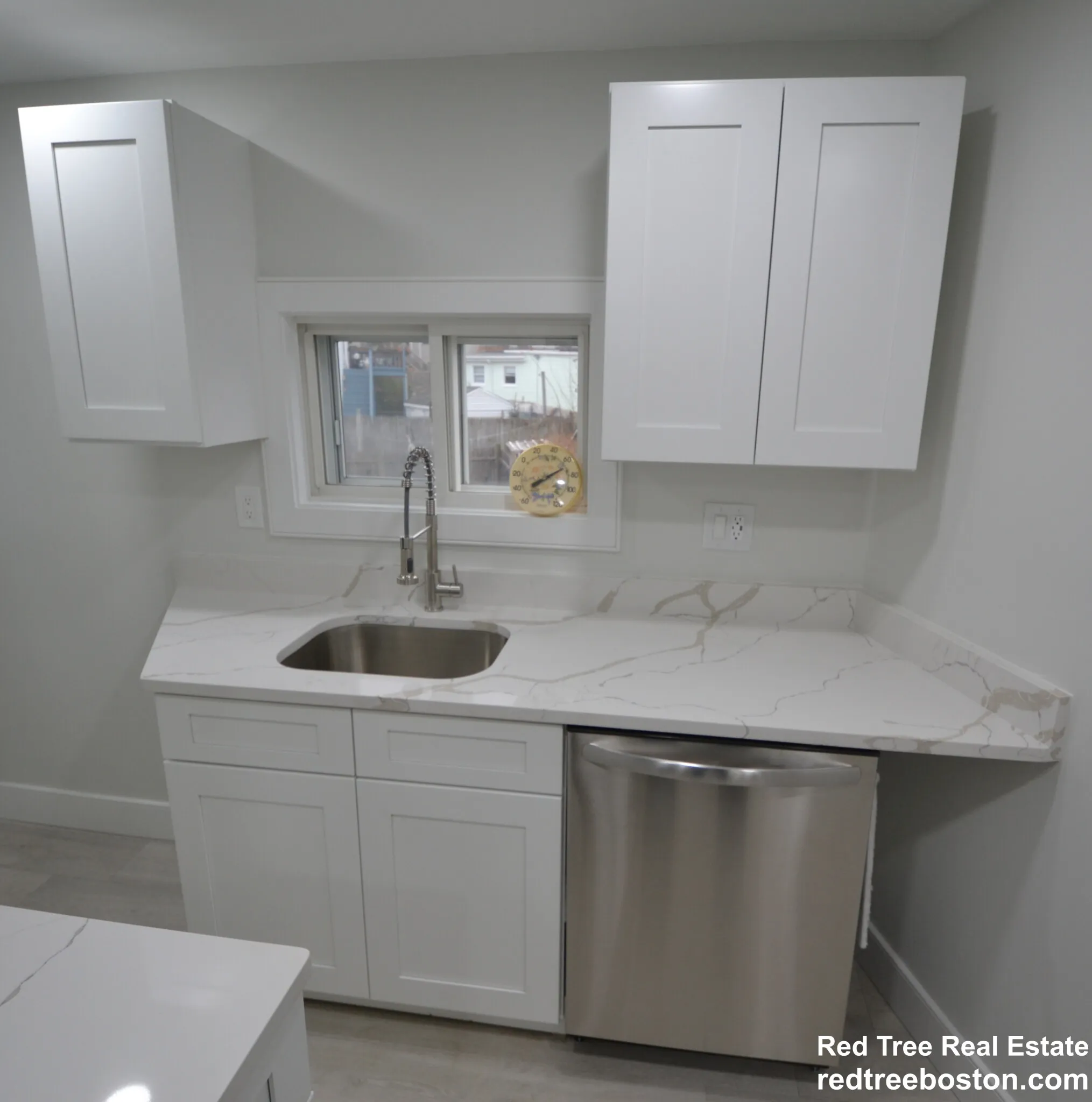 15 Avalon St, Revere