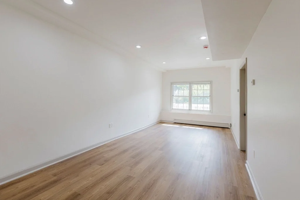 2591 Washington St, Roxbury