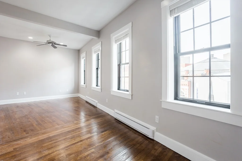 534 Tremont St, South End