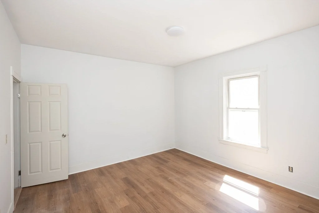 6 Vernon Street Pl, Worcester
