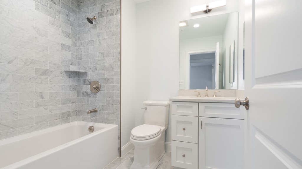 728 East Broadway, South Boston