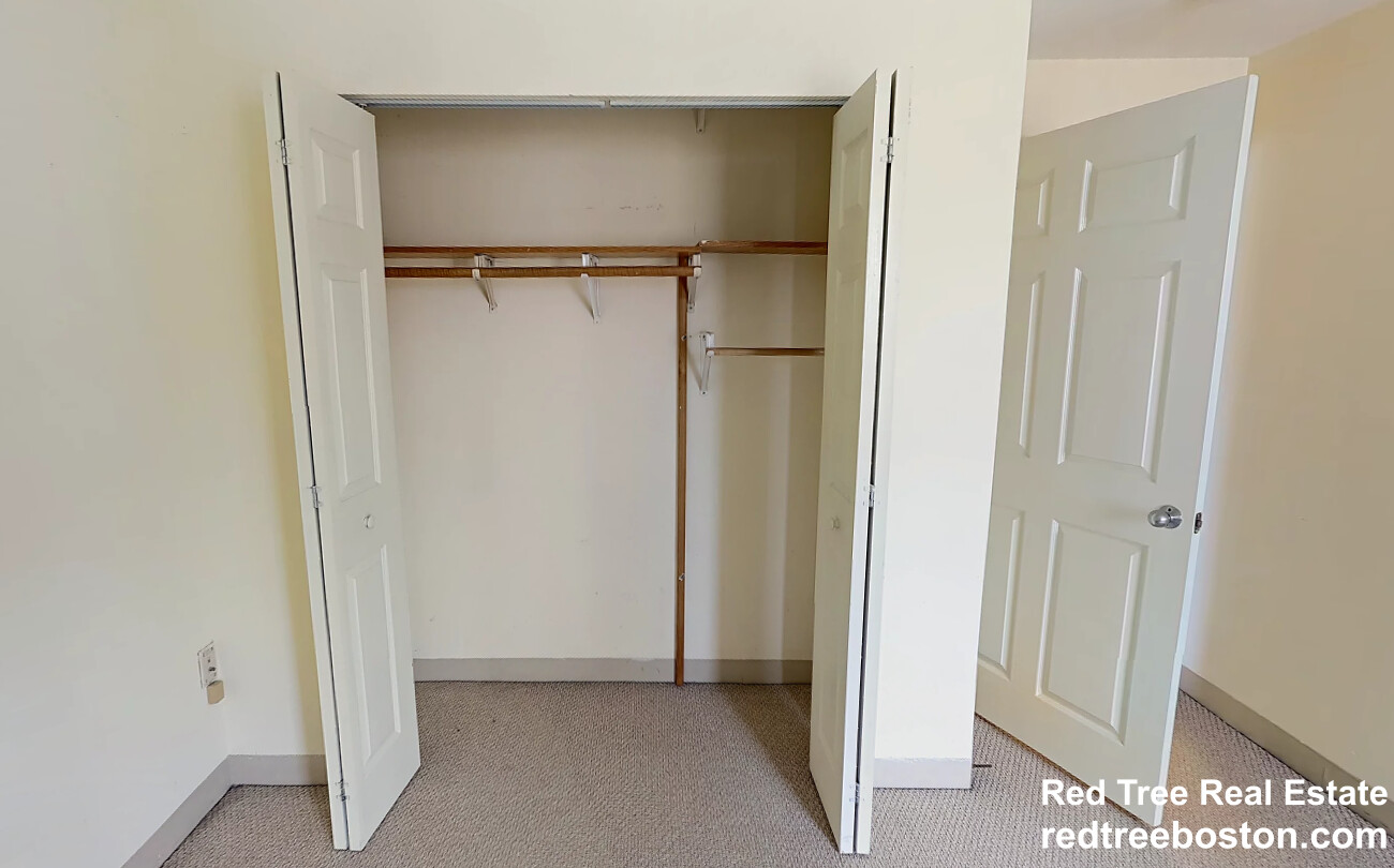 100 Jersey St, Fenway