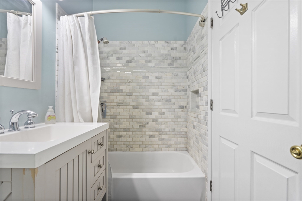 166 Ashmont St, Dorchester