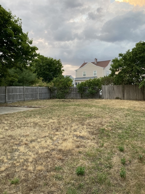 64 Samoset Ave, Hull