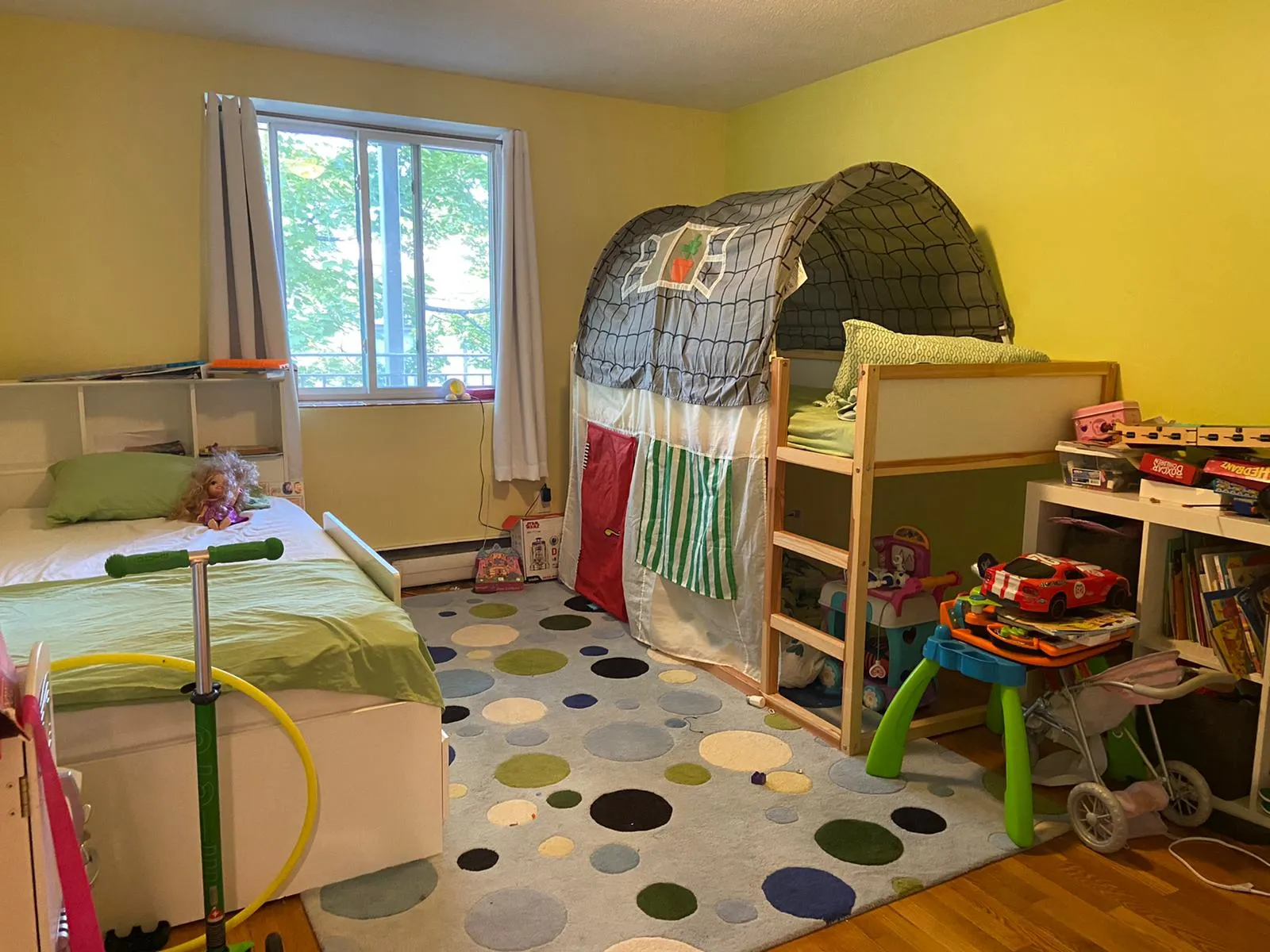 50 Green St, North Brookline