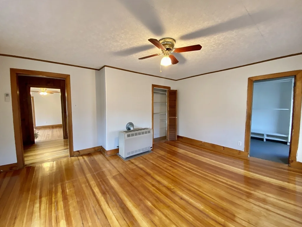 20 Webster Ave, East Somerville
