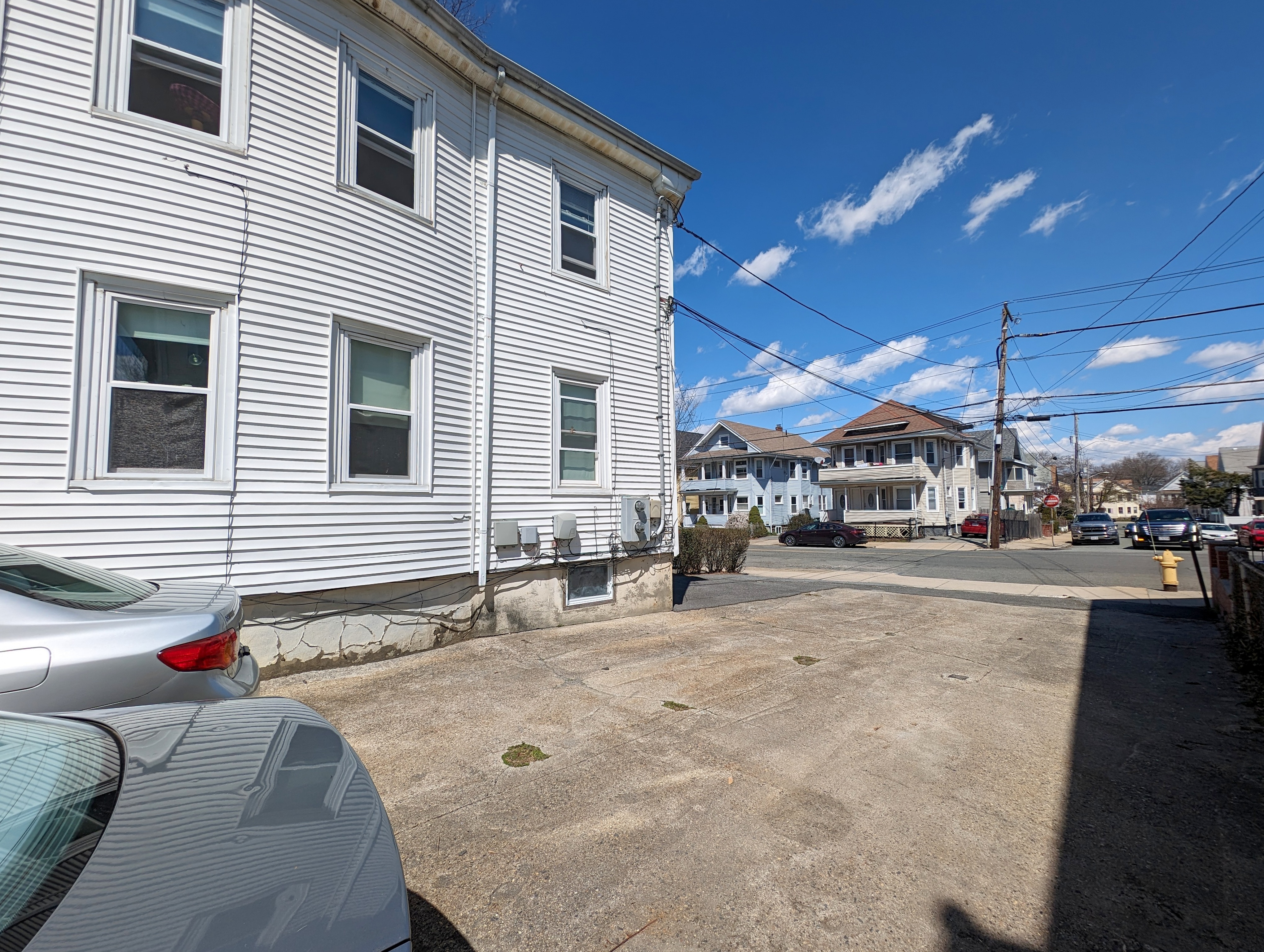 489 Main St, South Medford