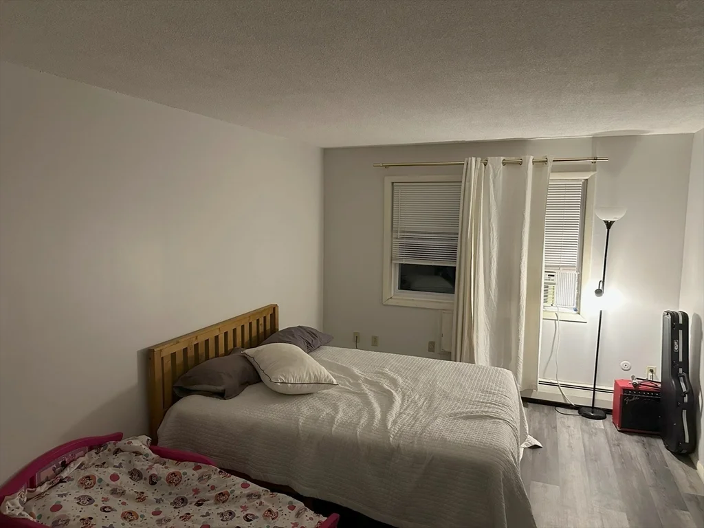 123 Litchfield Pines Dr, Leominster