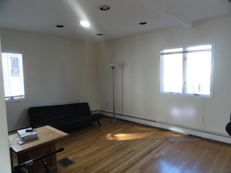 68 Winchester St, South Medford