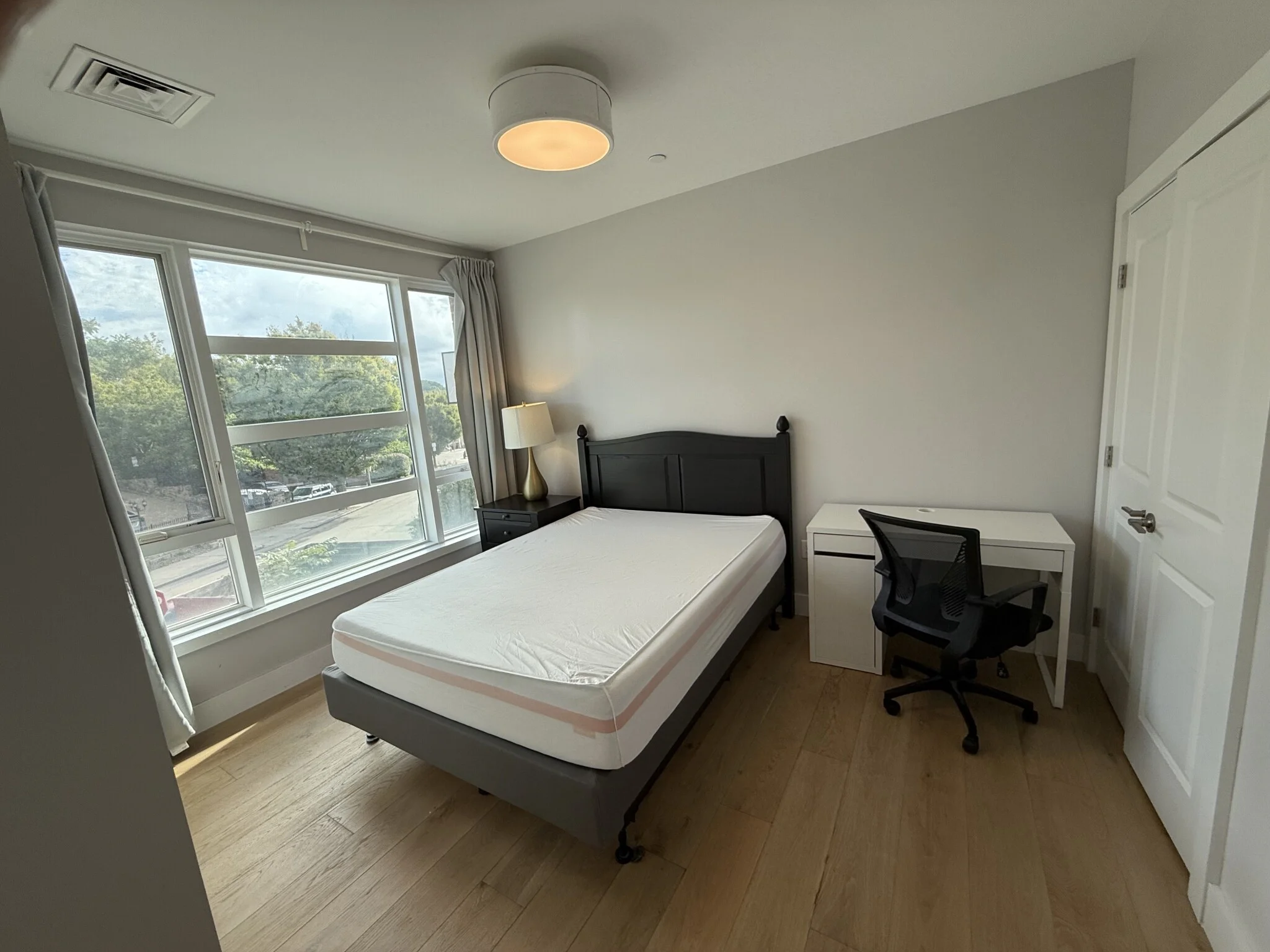 1650 Commonwealth Ave, Brighton