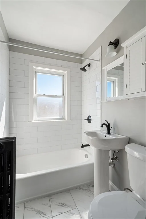 10 Centre Ave, Dorchester