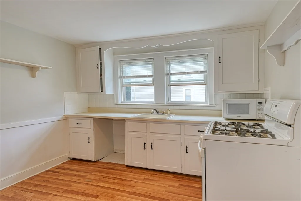 618 Main St, Watertown