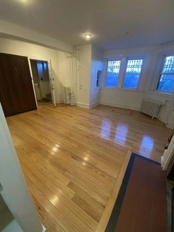 458 Beacon St, Back Bay