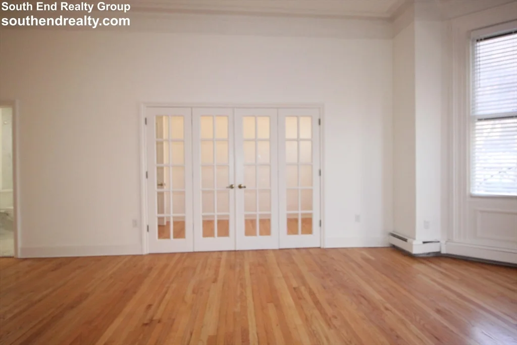 277 Beacon St, Back Bay