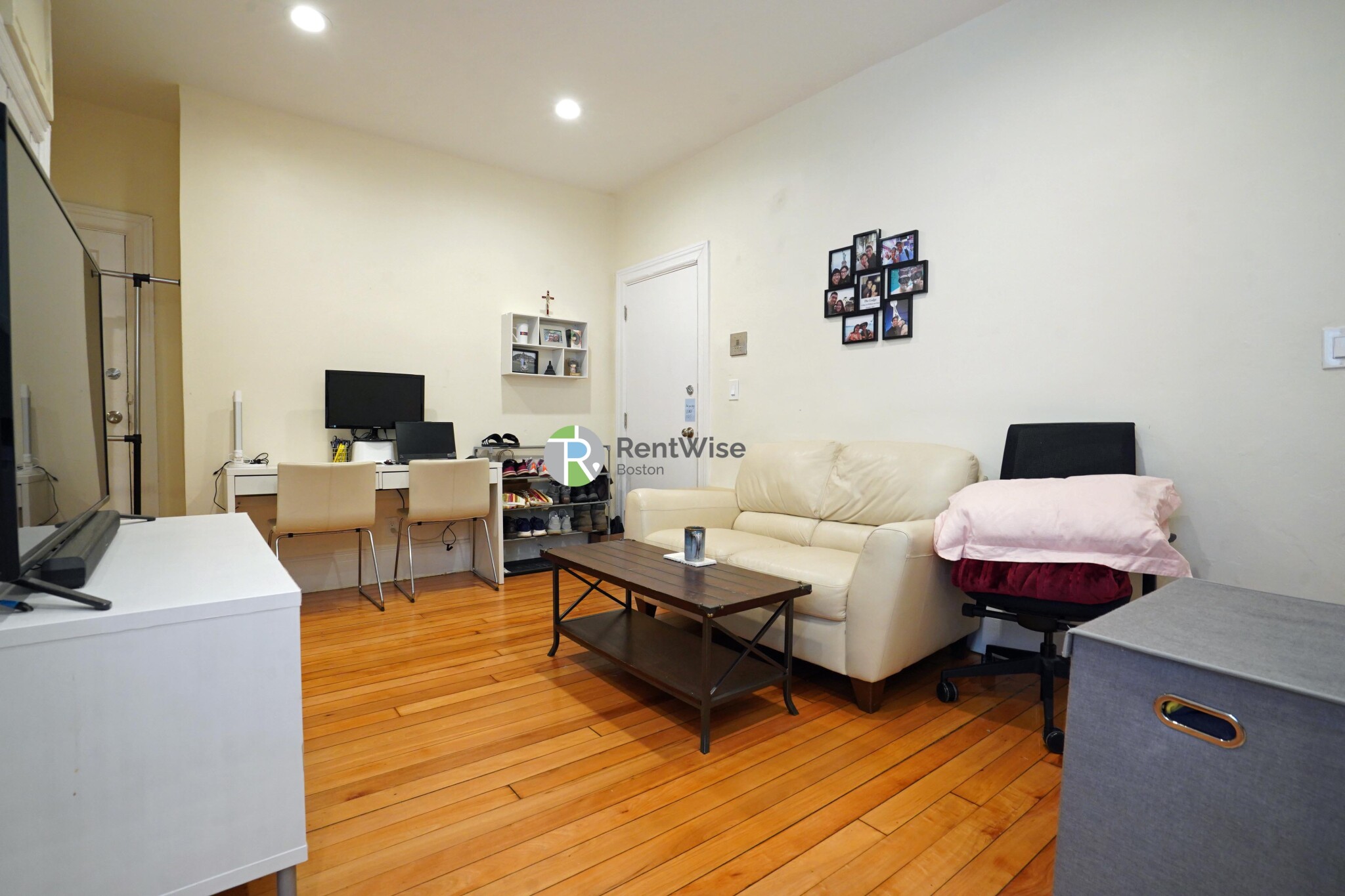 1212 Commonwealth Ave, Brighton