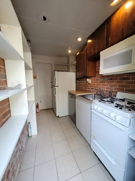 281 Shawmut Ave, South End