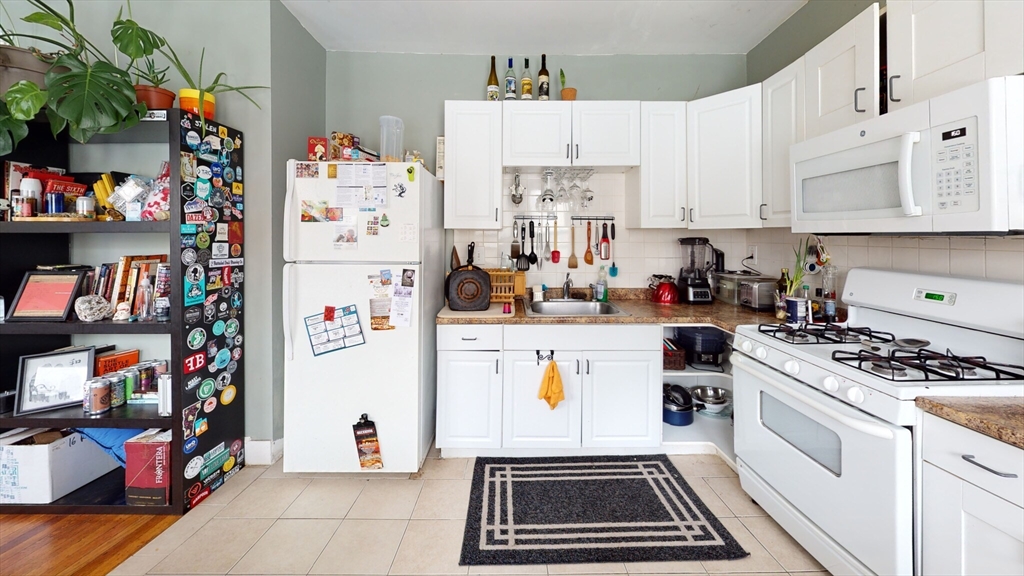 11 Ransom Rd, Boston