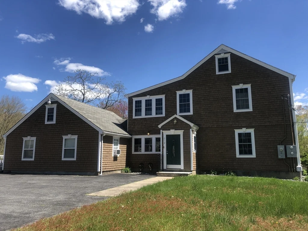 218 Thurber Ave, Attleboro