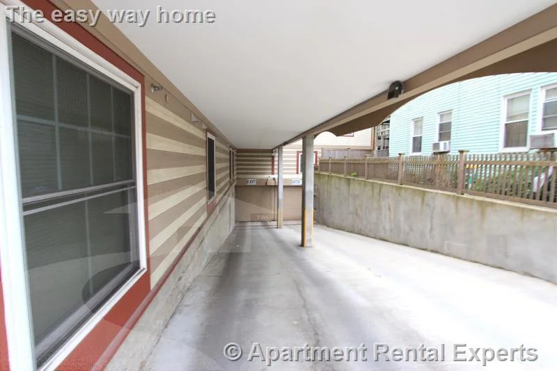 21 Brookline St, Central Square