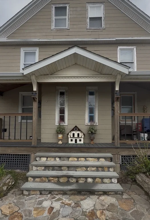 138 Park St, Stoughton