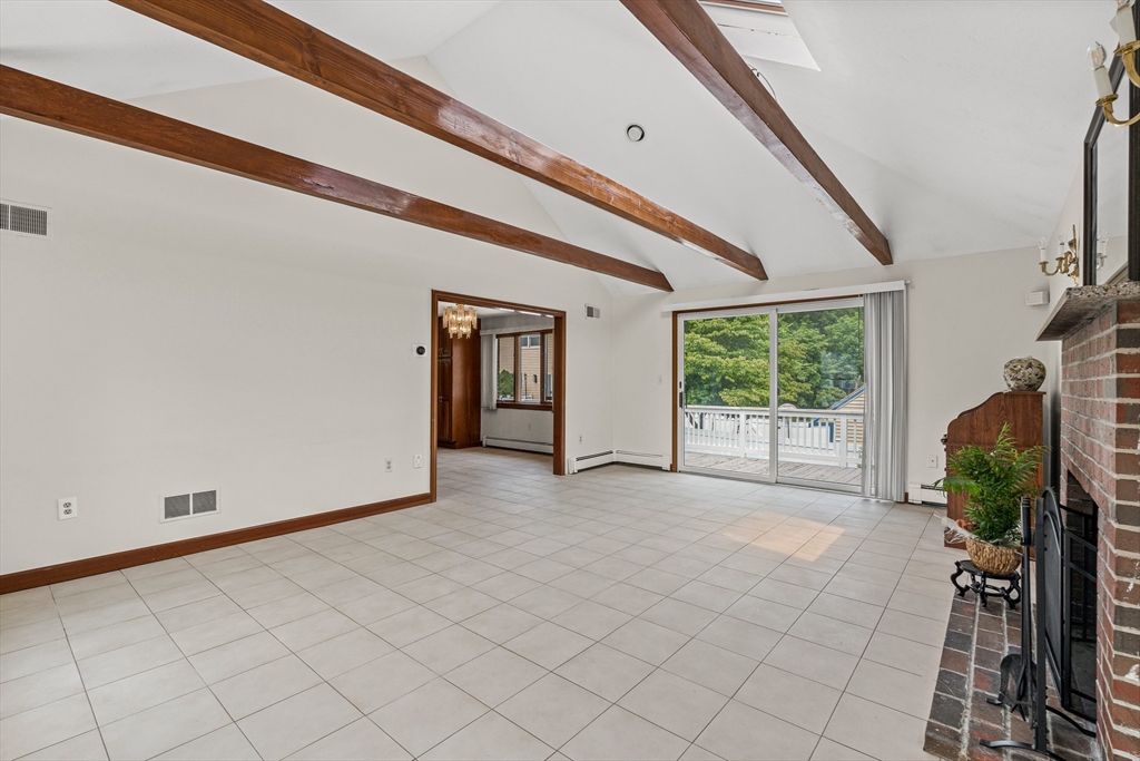 1 Via Marino, Medford