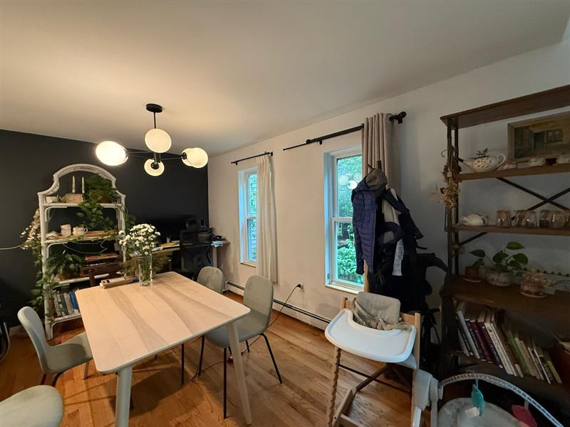 32 Warwick St, Powder House Square