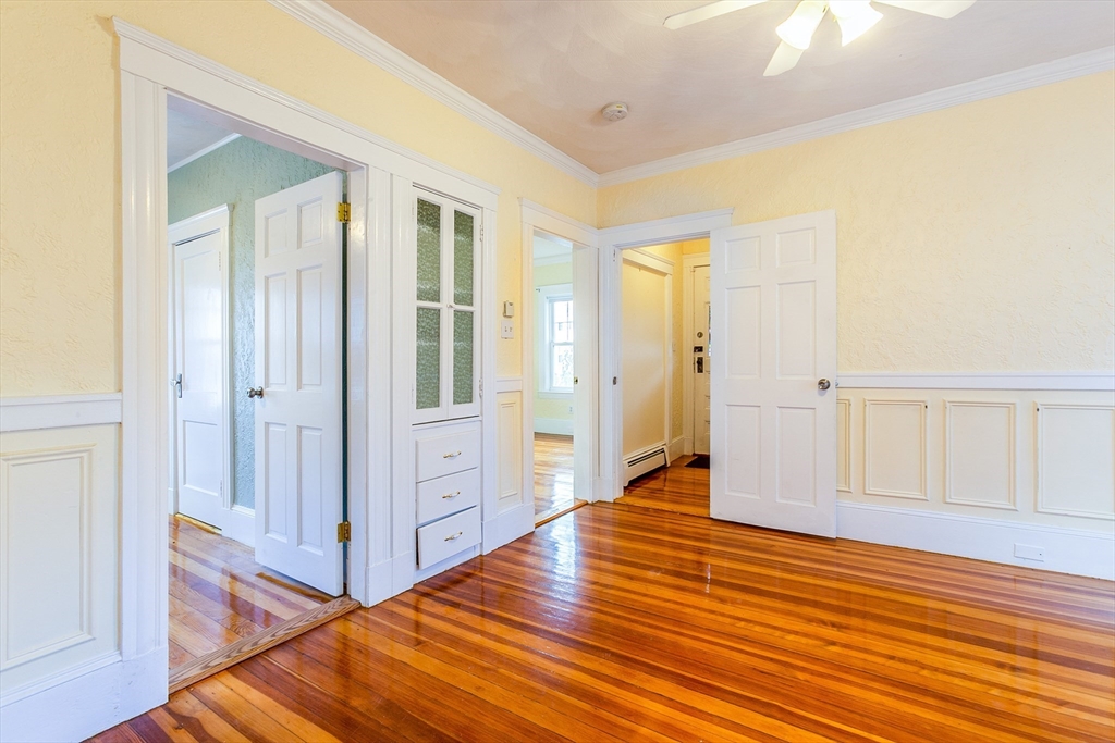 67 Orchard St, Medford