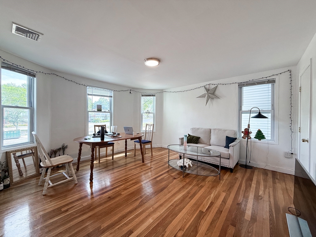 803 Boylston St, Chestnut Hill