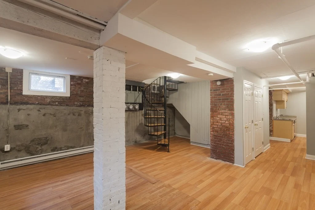 38 Cherry St, Davis Square