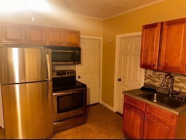 1 Electric St, Worcester