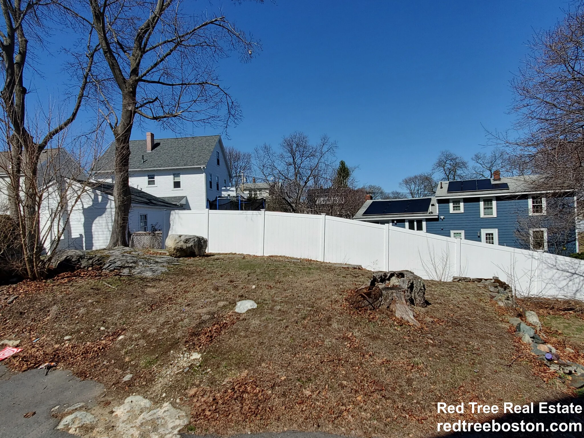 77 Rock Glen Rd, Medford