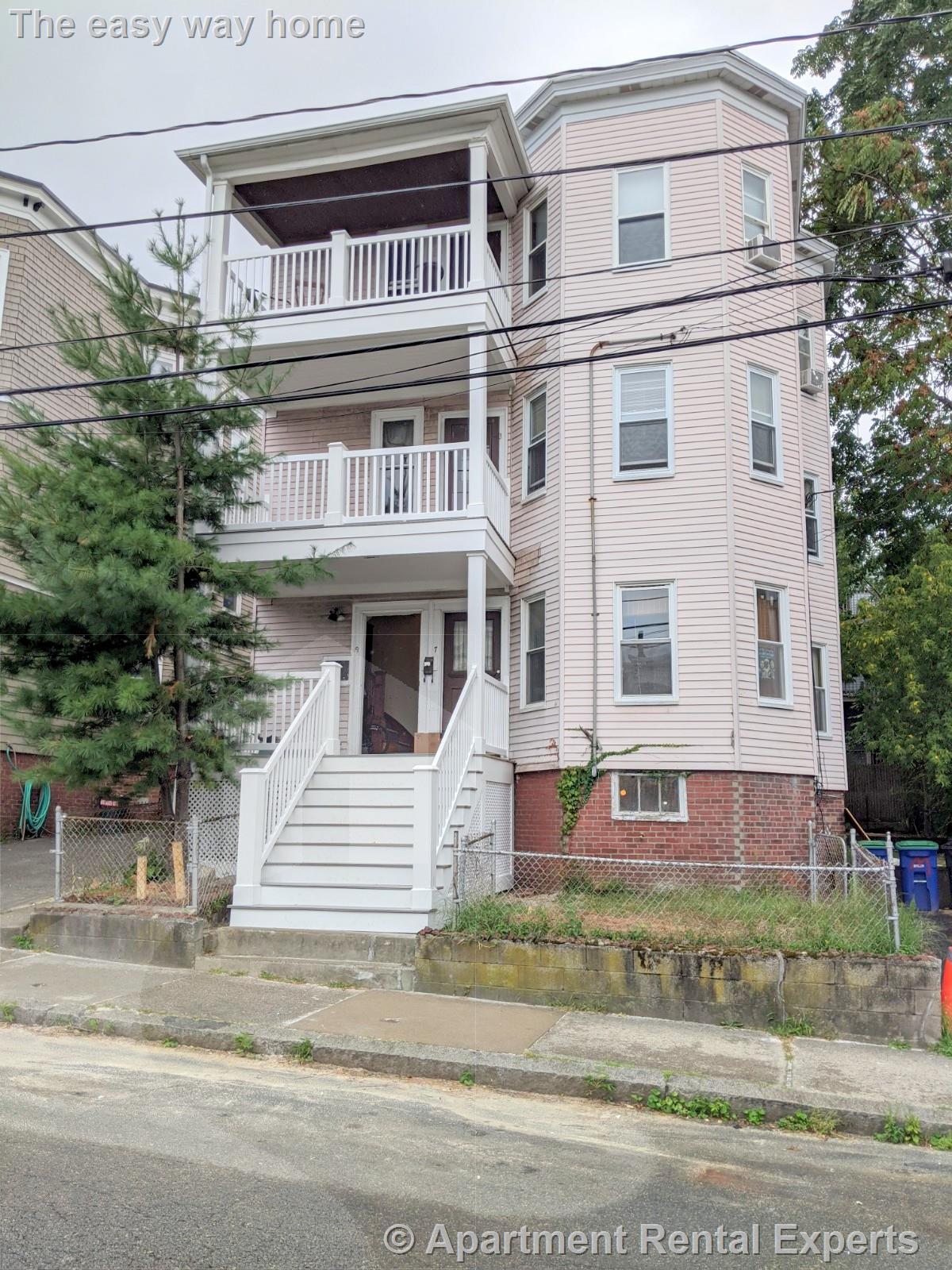 7-9 Belknap St, Teele Square