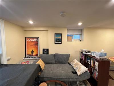 61 Walden St, Neighborhood Nine