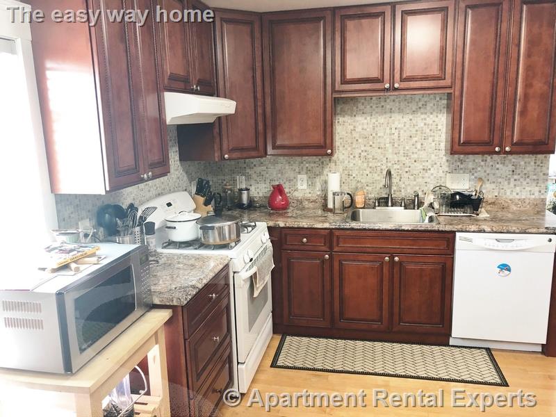 939 Broadway, Davis Square