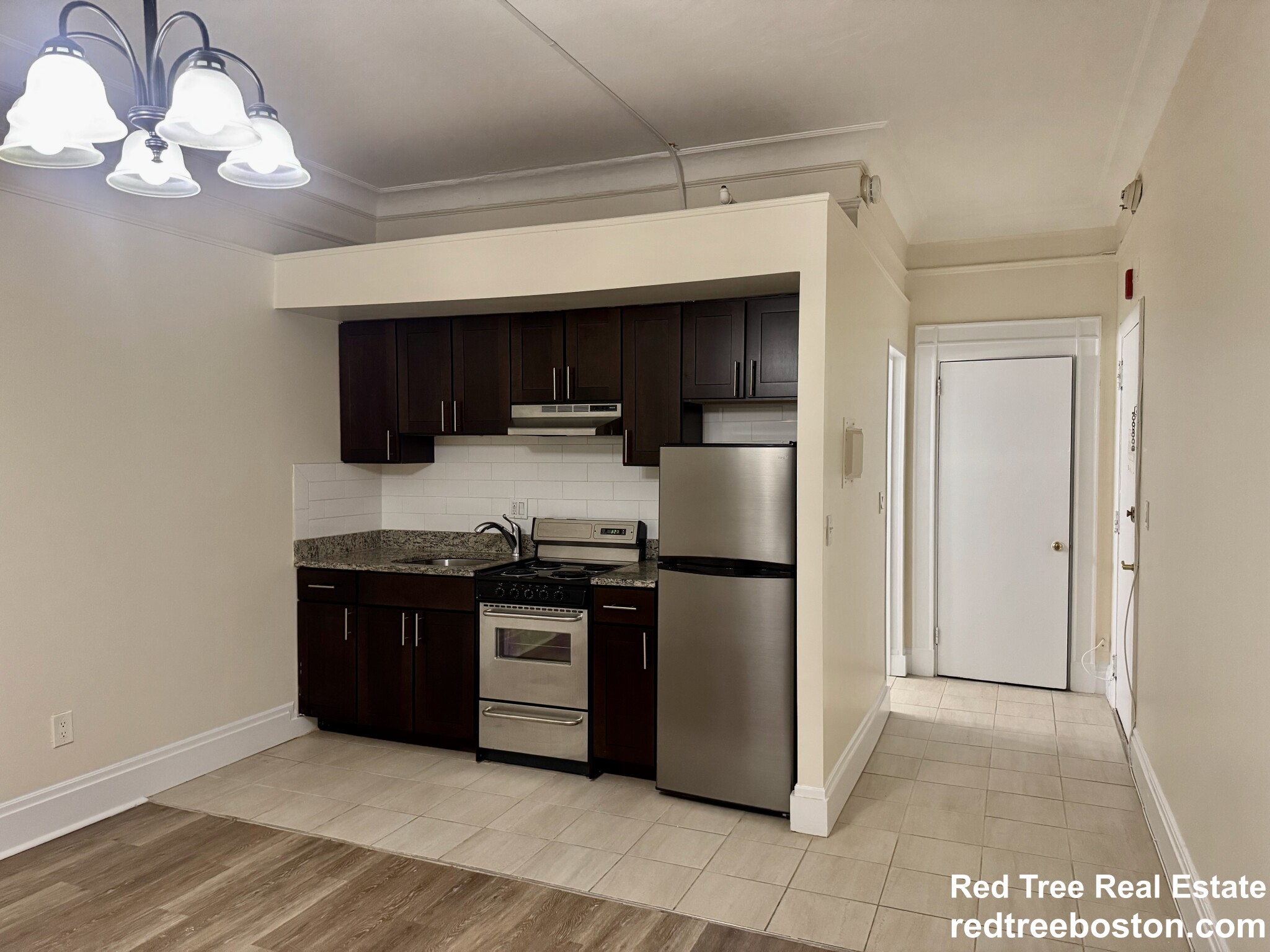 62 Boylston St, Midtown