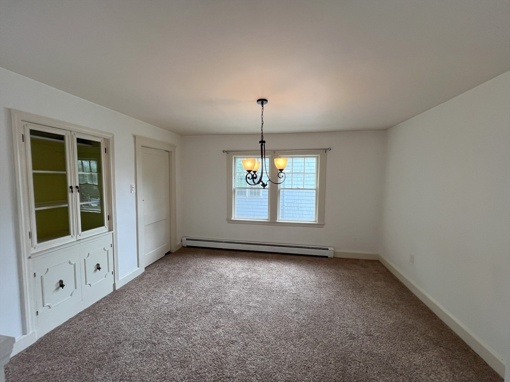 17 Maple St, Auburndale