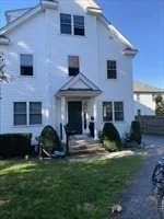 74 Chapel St, Newton