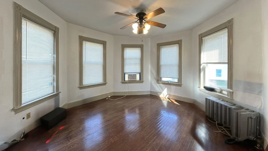 14 Tappan Ave, Attleboro