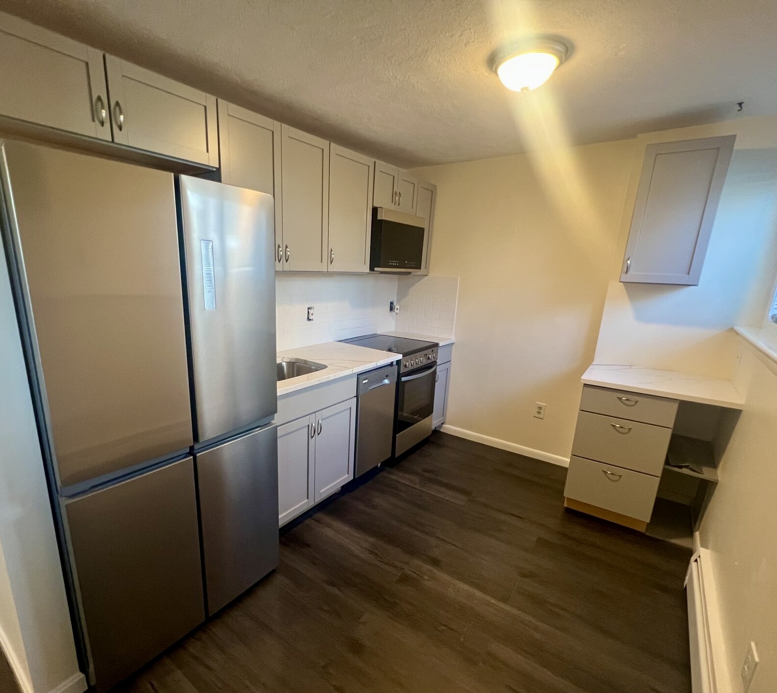 8 Friend St, South Side