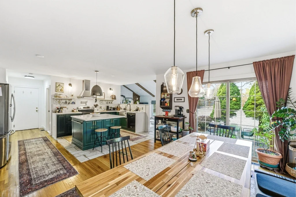 6 Montaup Rd, Sharon